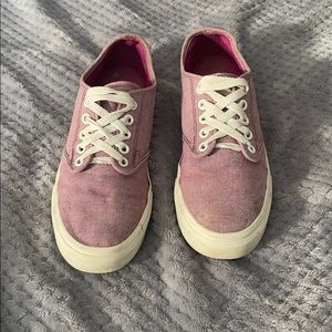 Women’s pink vans
